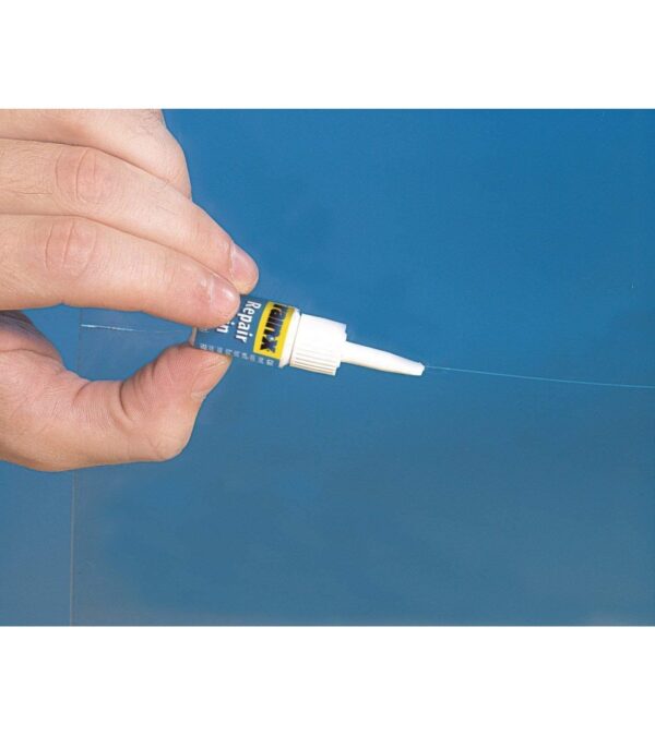 Rain-X 600001 Windshield Repair Kit ??Quick And Easy Durable Resin Based Windshield Repair Kit for Chips and Cracks, Good For Round Damage Below 1??In Diameter And Cracks Smaller Than 12??In Length